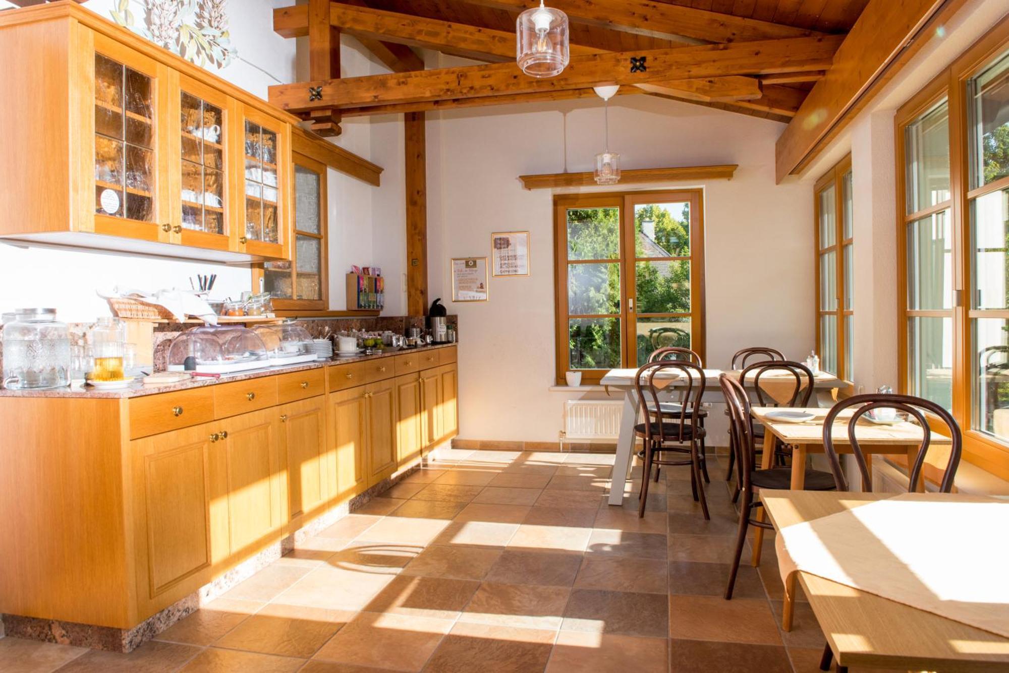 Dorfpension Mariahilfberg Gutenstein エクステリア 写真